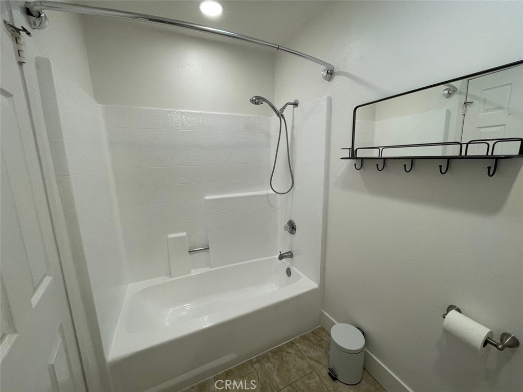 Balboa Peninsula (Residential) (BALP) - Residential Income