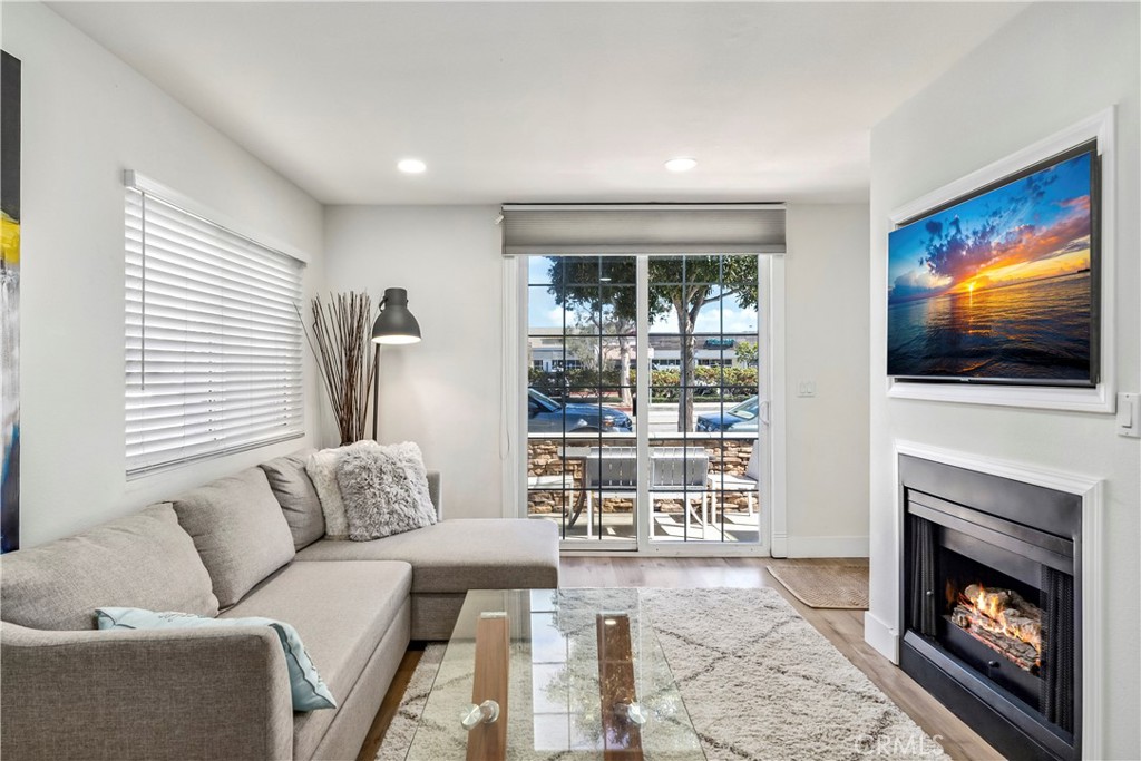 Balboa Peninsula (Residential) (BALP) - Residential Income