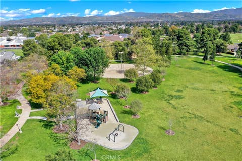 Tiny photo for 15 Snapdragon #8, Irvine, CA 92604 (MLS # OC26084243)