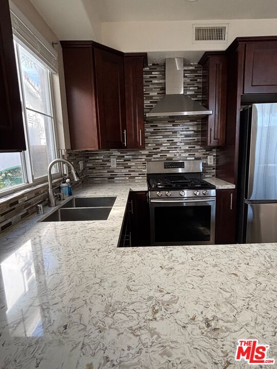 214 E Port Hueneme Road