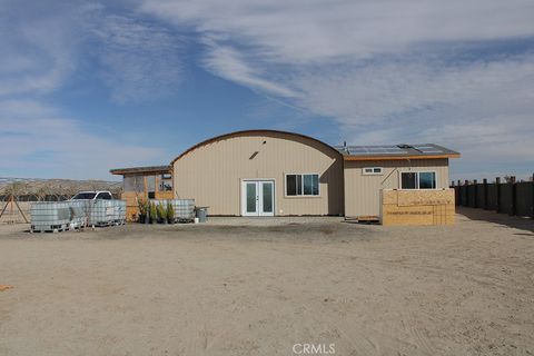 Photo of 103 E Avenue R4, Littlerock, CA 93543 (MLS # SR26083590)