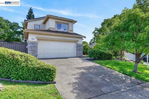 Photo of 1857 Greenlaw Way, Folsom, CA 95630 (MLS # 41130900)