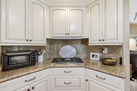 Tiny photo for 1261 San Como Lane, Camarillo, CA 93012 (MLS # V1-39346)