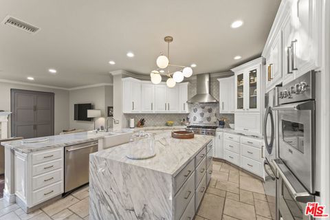 Photo of 6738 Andover Lane, Los Angeles, CA 90045 (MLS # 25620587)