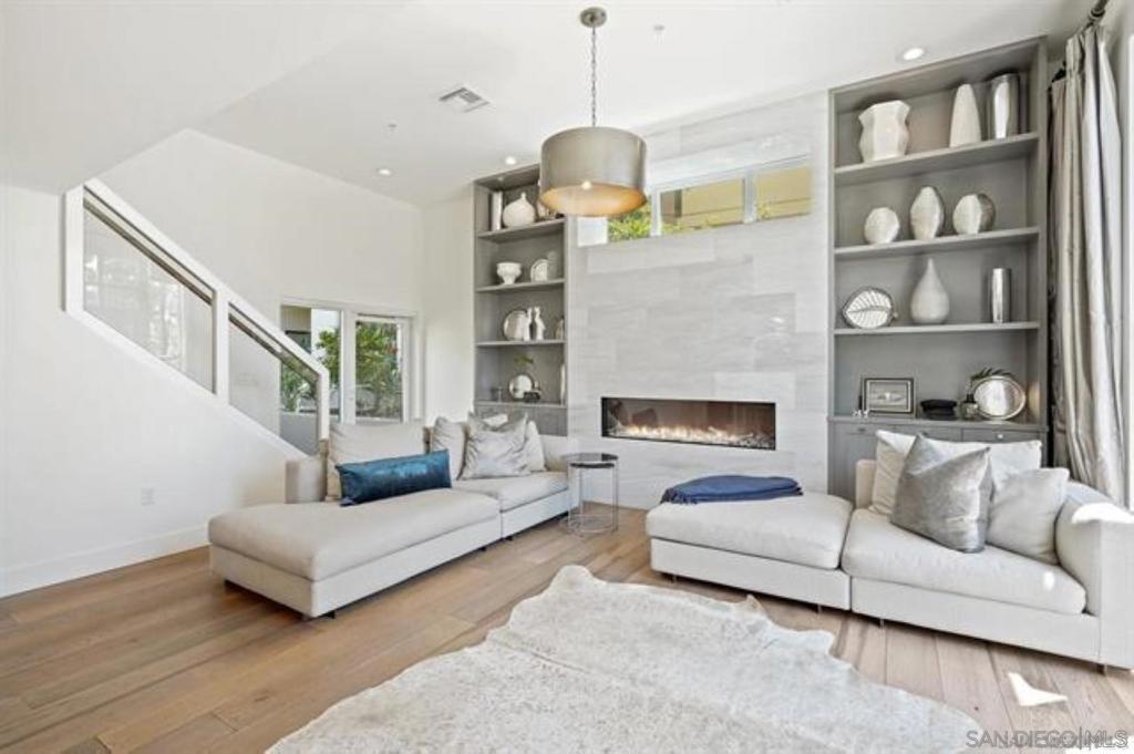 Downtown - Residential Lease