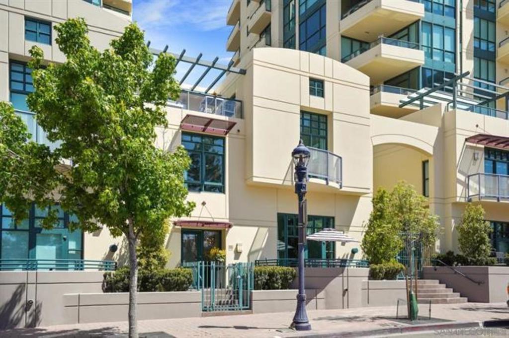 Downtown - Residential Lease