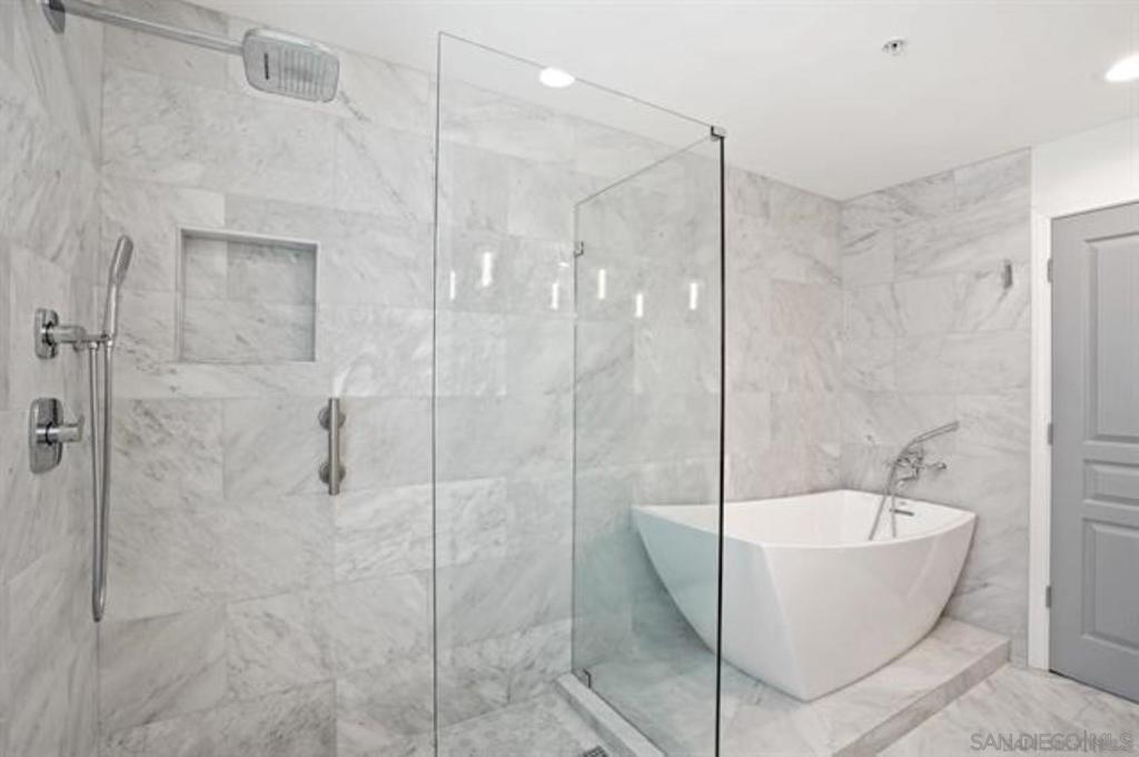 Downtown - Residential Lease