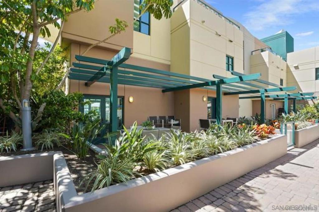 Downtown - Residential Lease