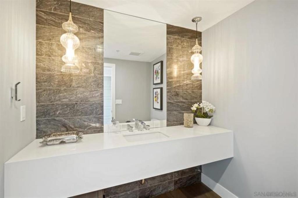 Downtown - Residential Lease