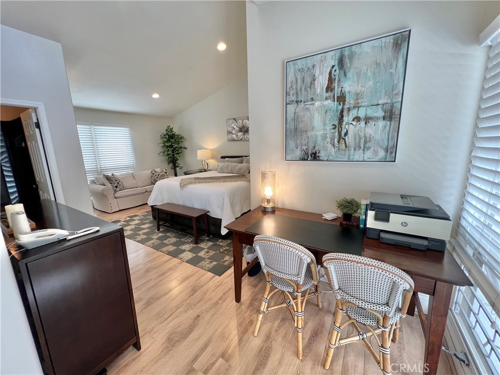Corona del Mar North of PCH (CNHW) - Residential Lease
