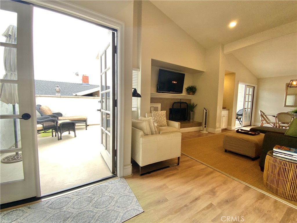 Corona del Mar North of PCH (CNHW) - Residential Lease