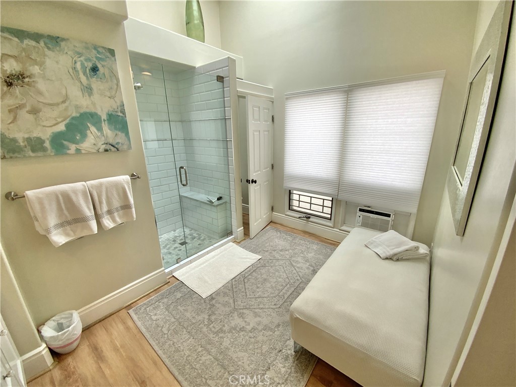 Corona del Mar North of PCH (CNHW) - Residential Lease