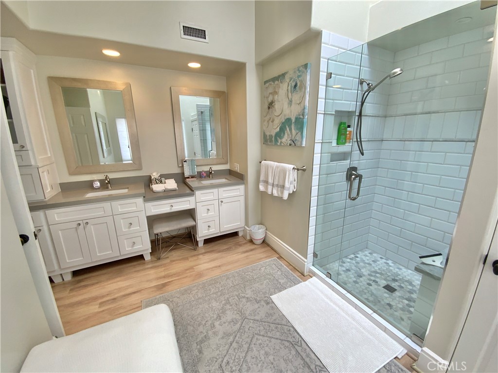 Corona del Mar North of PCH (CNHW) - Residential Lease