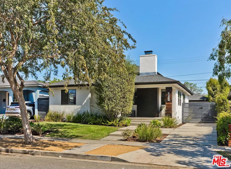 3844 Girard Avenue