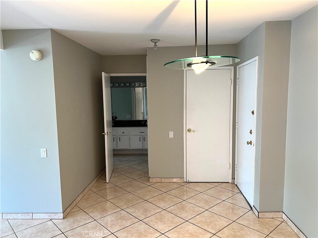 5460 White Oak Avenue G210