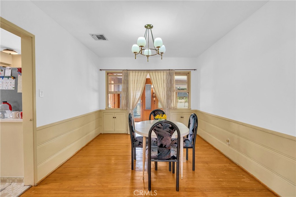 2121 Westminster Ave