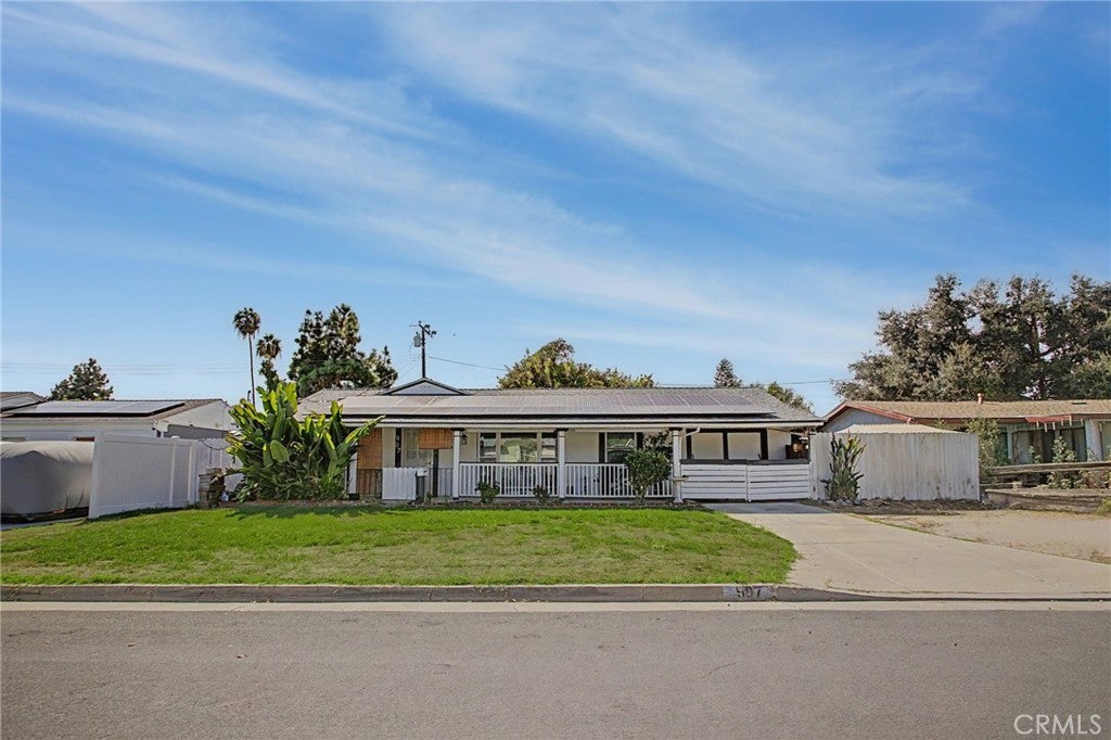 907 S Danehurst AVE, Glendora CA 91740