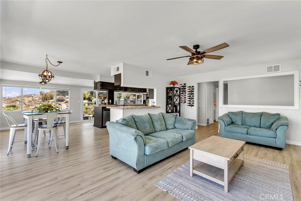 27756 Vista Del Valle