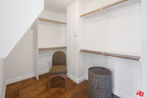 Tiny photo for 1913 Harriman Lane #1, Redondo Beach, CA 90278 (MLS # 25609867)