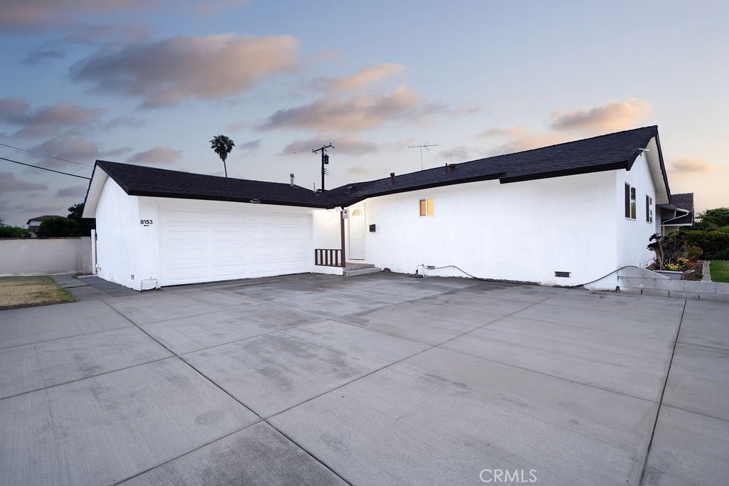 8151 ORANGEWOOD AVE