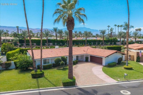 Photo of 45595 ViA Corona, Indian Wells, CA 92210 (MLS # 219150487DA)