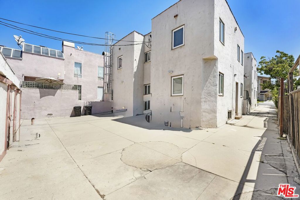 719 N Jackson Street