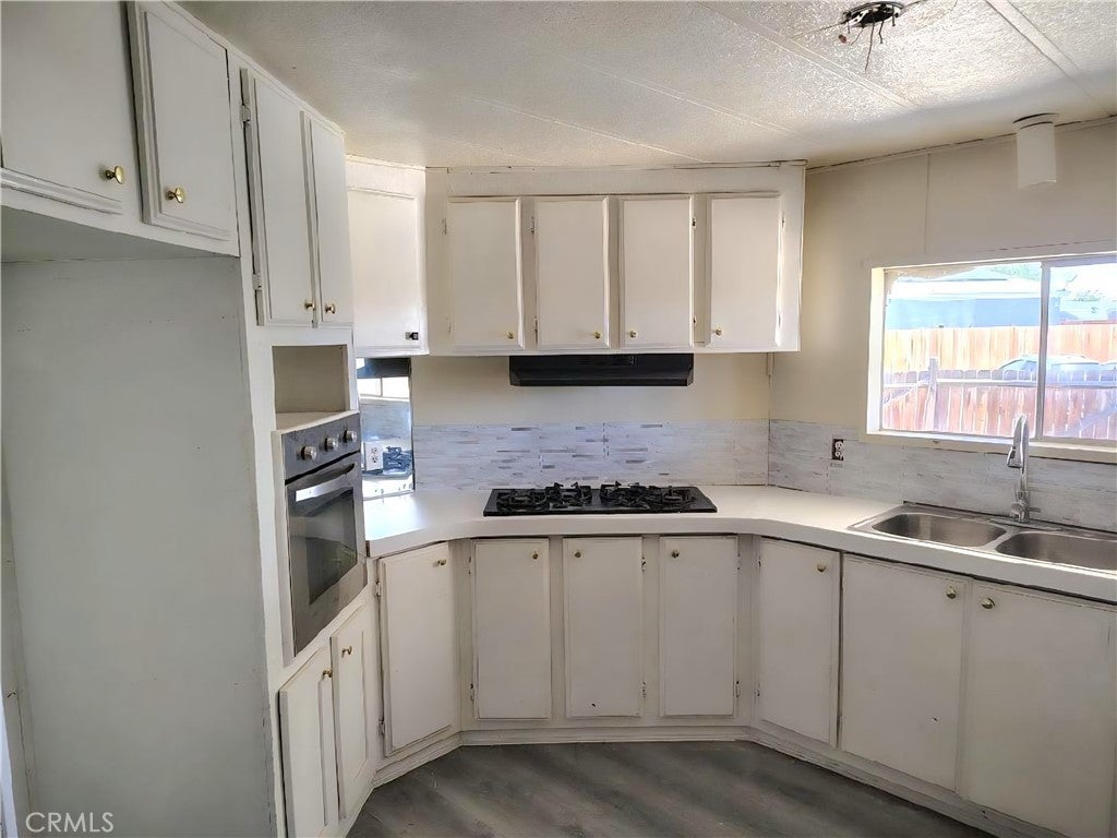 3300 15th Street W 39