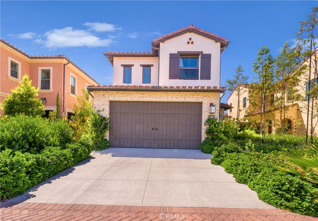 Welcome to this amazingly beautiful home in Eastwood Village! This gorgeous home provides 4 bedrooms 3 full bathrooms. Desired open floor plan with sliding doors invites abundant natural light. Gourmet Chef’s Kitchen includes stainless appliances and ample center island. One bedroom and one full bathroom downstairs. The primary suite upstairs features a large walk-in closet, a tub, a walk-in shower, and dual sinks. The other two bedrooms are bright and spacious. Award-winning Irvine Unified School District schools with Northwood High School. Walk across the street to the swimming pool and park.