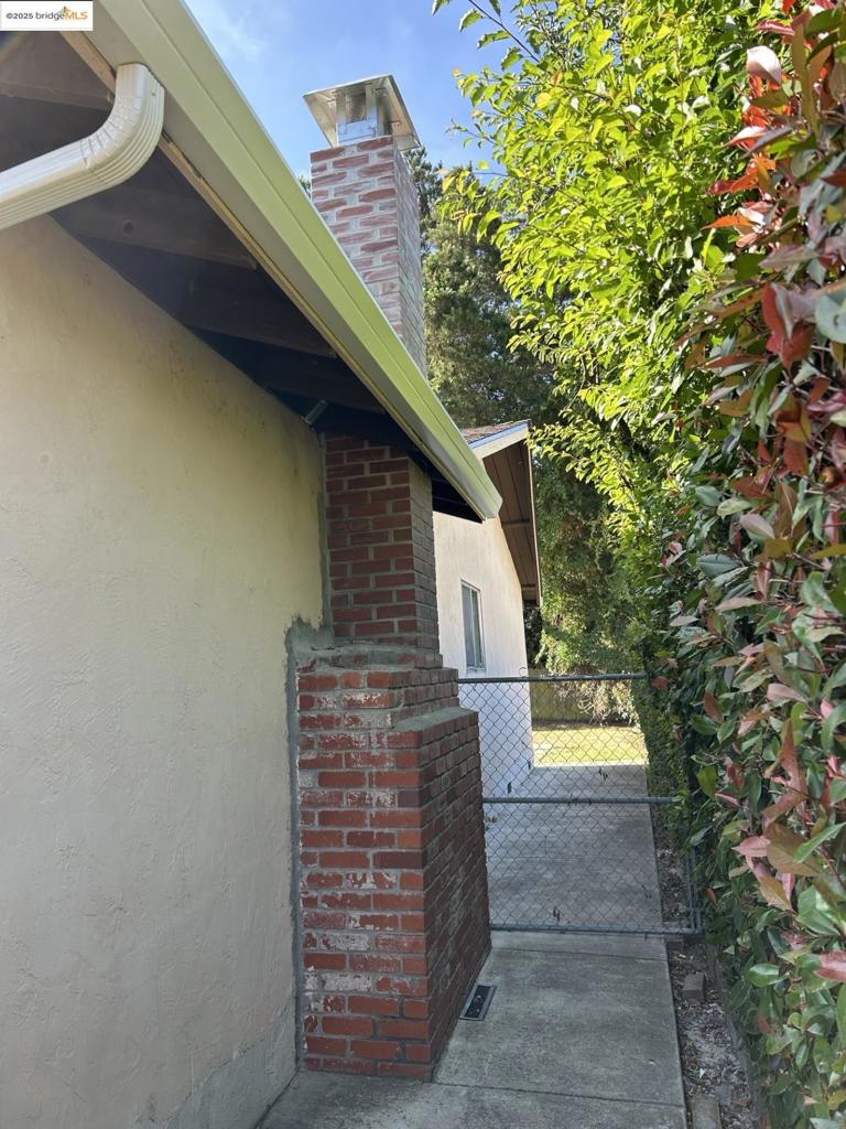 PINOLE VALLEY - Residential