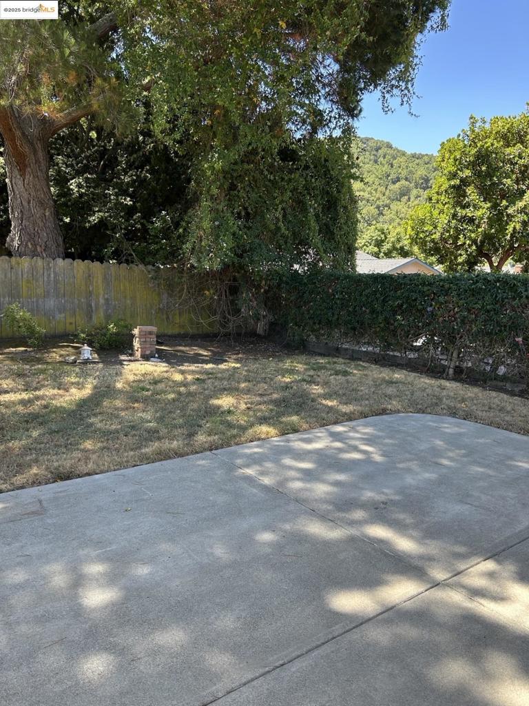 PINOLE VALLEY - Residential