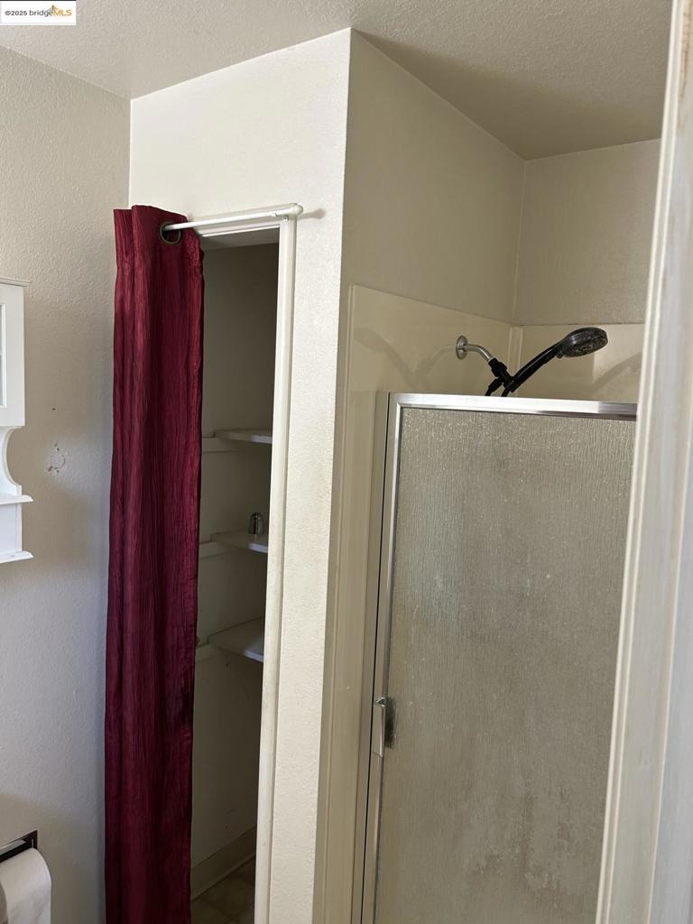 PINOLE VALLEY - Residential
