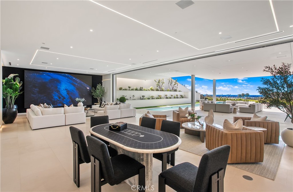 Irvine Terrace (IRVT) - Residential