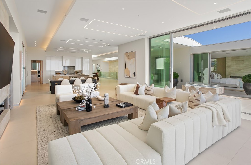 Irvine Terrace (IRVT) - Residential