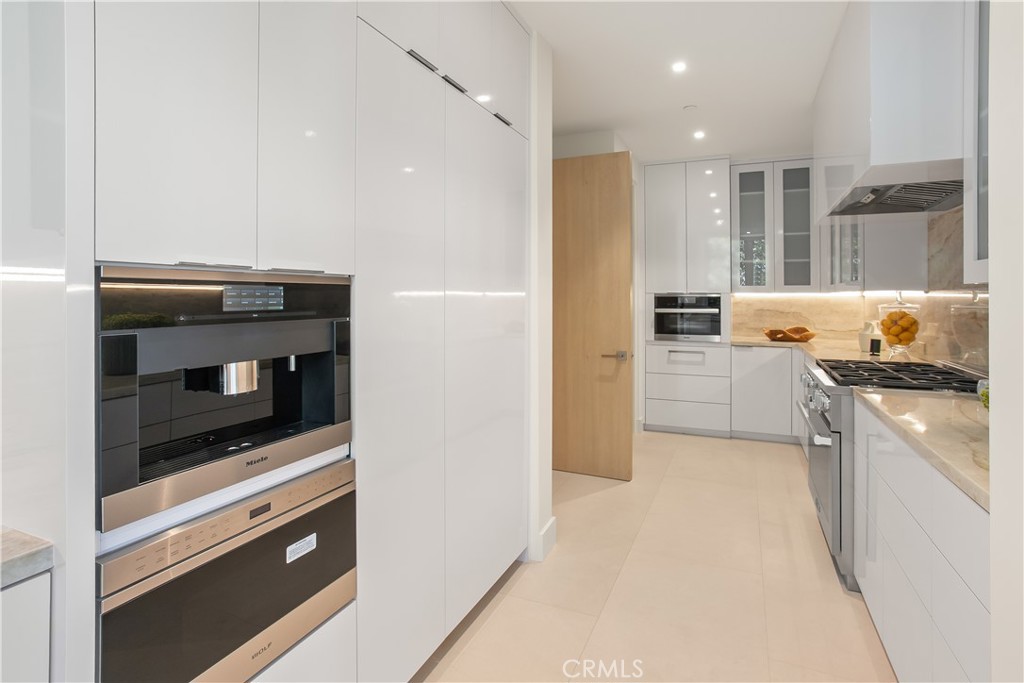 Irvine Terrace (IRVT) - Residential