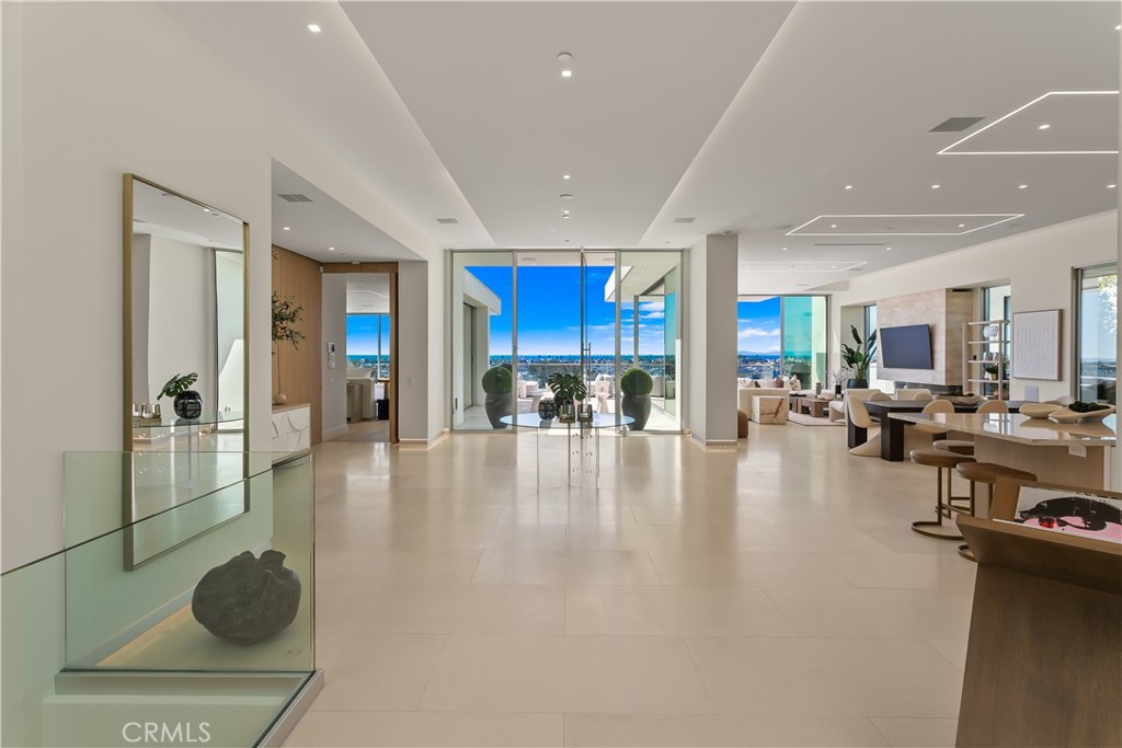 Irvine Terrace (IRVT) - Residential