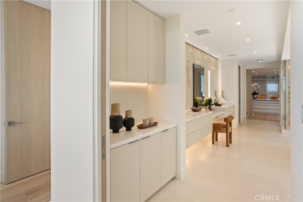 Irvine Terrace (IRVT) - Residential