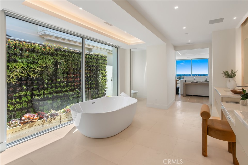 Irvine Terrace (IRVT) - Residential