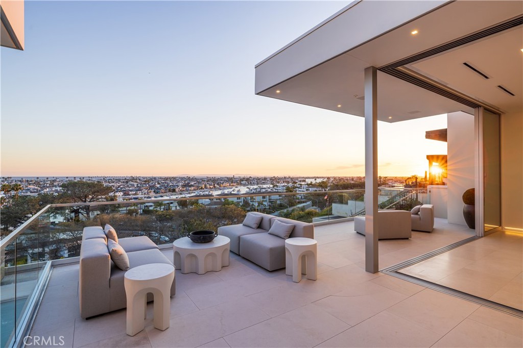 Irvine Terrace (IRVT) - Residential