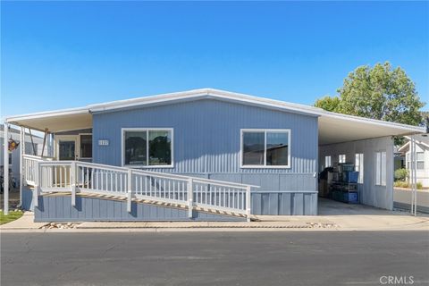 1127 Via Estio Santa Maria CA 93454