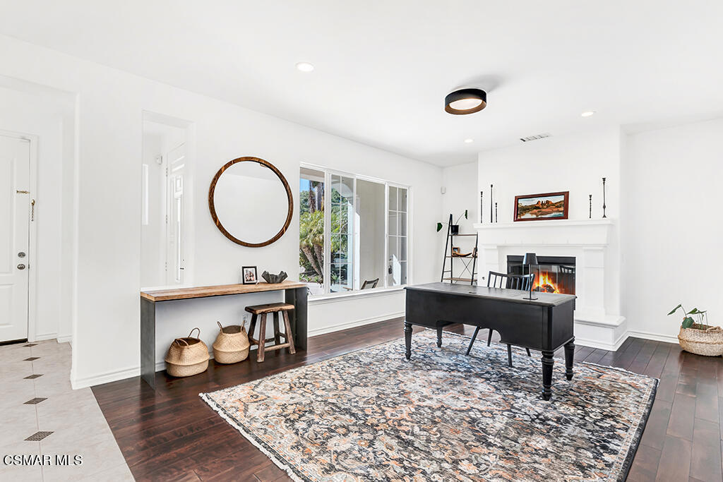 120 Via Pacifica