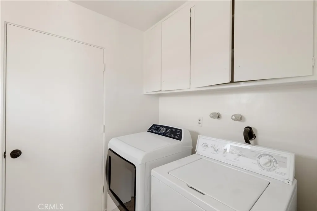 Rancho Palos Verdes, California 90275, United States, 4 Bedrooms Bedrooms, ,2 BathroomsBathrooms,Residential,Pending,181227