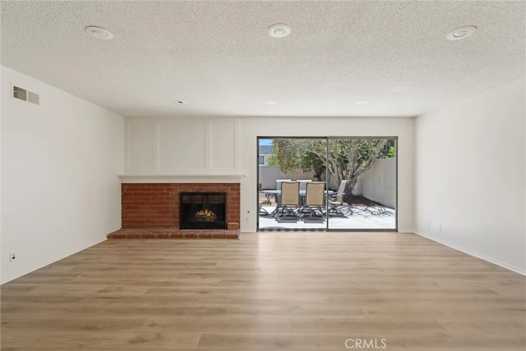 Rancho Palos Verdes, California 90275, United States, 4 Bedrooms Bedrooms, ,2 BathroomsBathrooms,Residential,Pending,181227