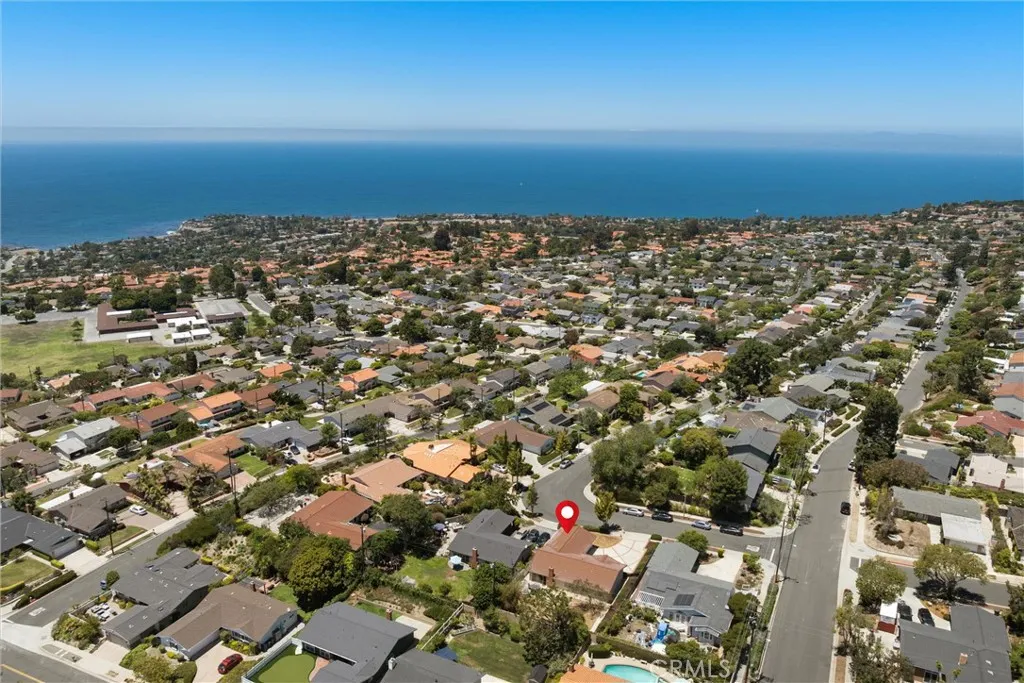 Rancho Palos Verdes, California 90275, United States, 4 Bedrooms Bedrooms, ,2 BathroomsBathrooms,Residential,Pending,181227