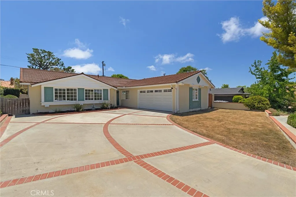 Rancho Palos Verdes, California 90275, United States, 4 Bedrooms Bedrooms, ,2 BathroomsBathrooms,Residential,Pending,181227