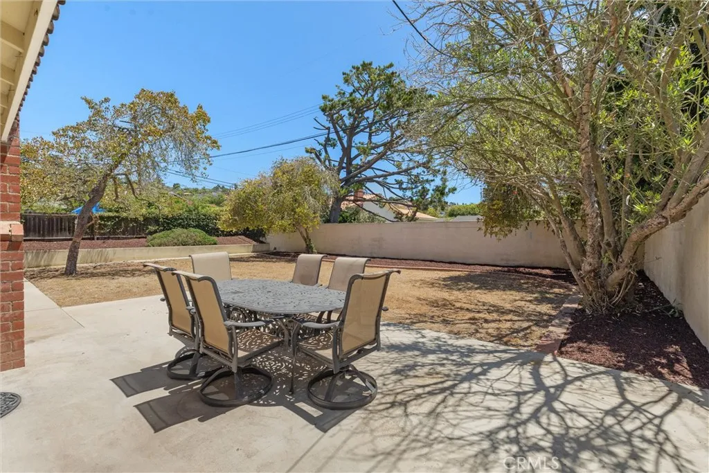 Rancho Palos Verdes, California 90275, United States, 4 Bedrooms Bedrooms, ,2 BathroomsBathrooms,Residential,Pending,181227