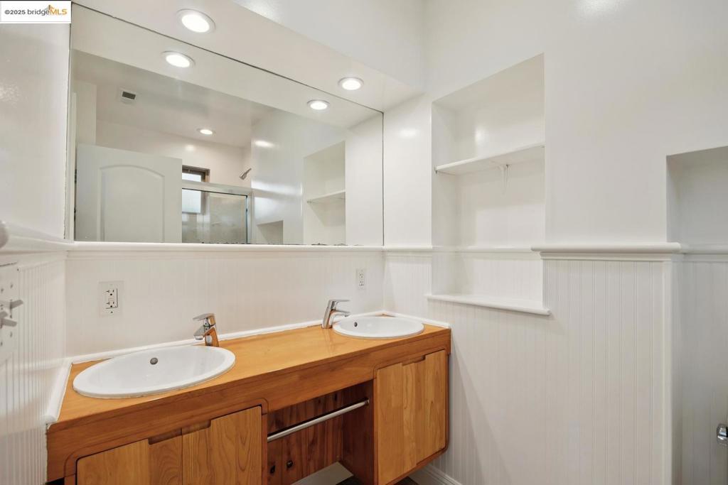 Longefellow - Residential