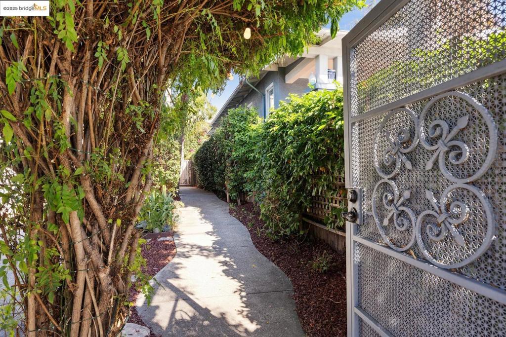 Longefellow - Residential