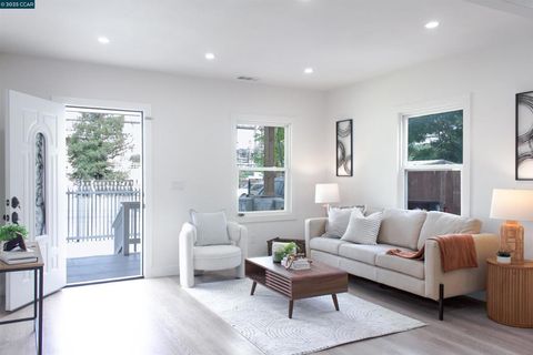 Photo of 3014 Pacheco Blvd Blvd, Martinez, CA 94553 (MLS # 41113789)