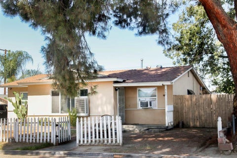 Photo of 580 Kit AVE, Hemet, CA 92543 (MLS # 260022614SD)