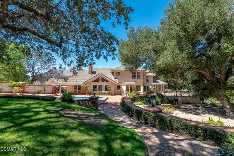 Photo of 1719 Schoolhouse Circle, Westlake Village, CA 91362 (MLS # 226003489)